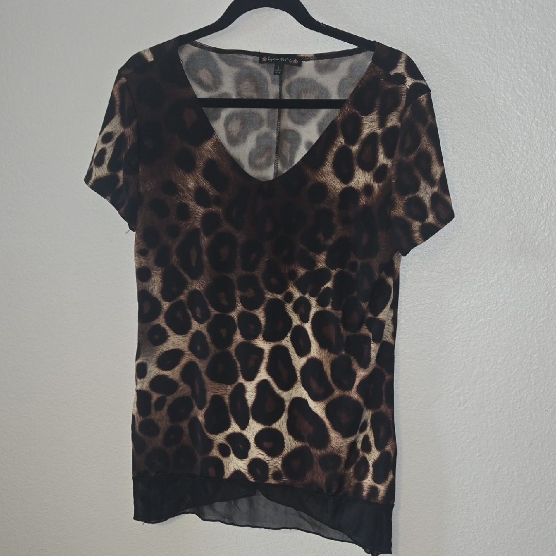 Suzie In The City Leopard Print V-Neck Tee